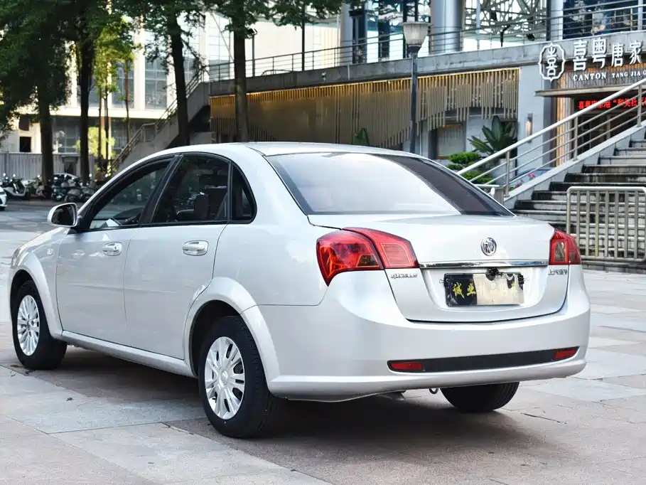 Buick Excelle — миниатюра 7