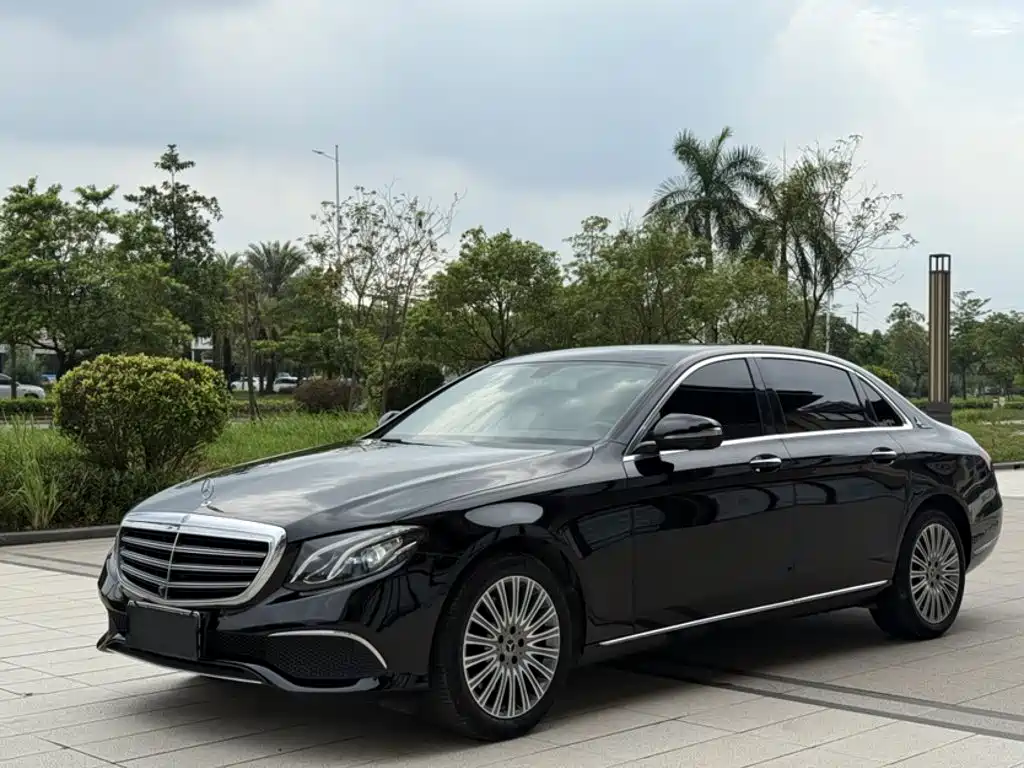 Mercedes-Benz E-Class E 2019 E 300 L Fashion