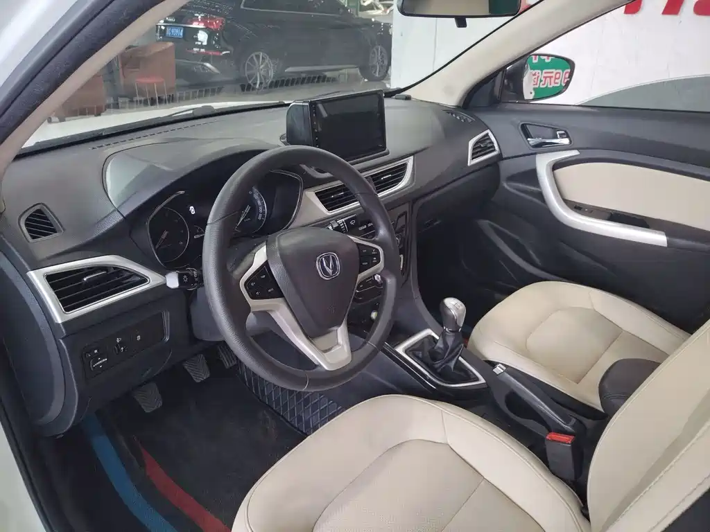 Changan V7 — миниатюра 6