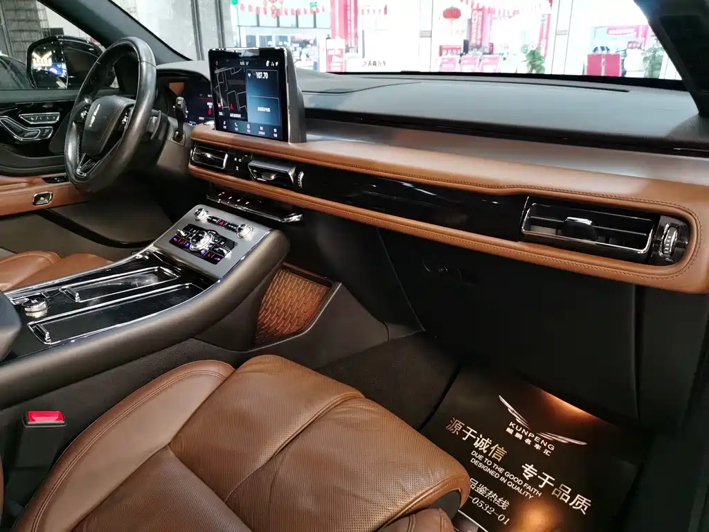 Lincoln Aviator — фотографии объявления, Фото 16
