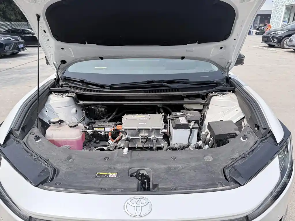 Toyota bZ5 — миниатюра 14