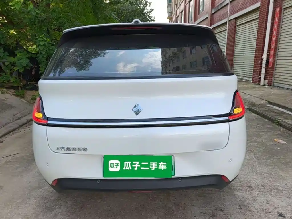 Baojun Yunduo — миниатюра 6
