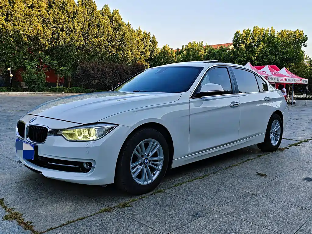 BMW 3 Series — миниатюра 8