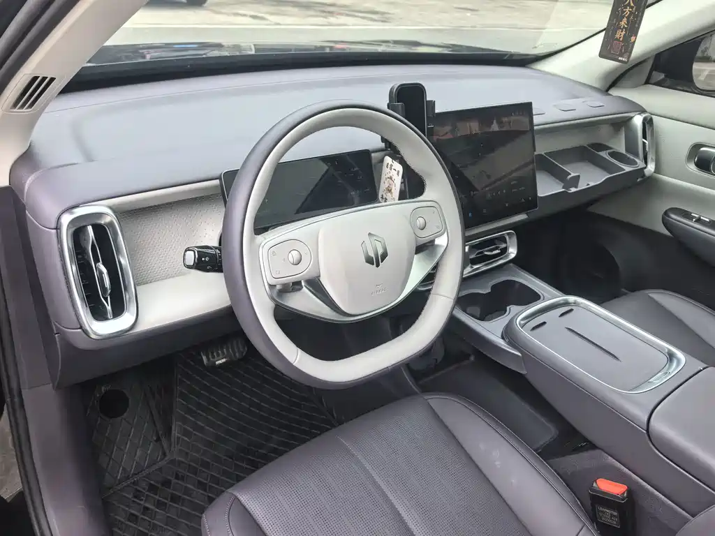 Leapmotor Leapmotor B10 — миниатюра 13