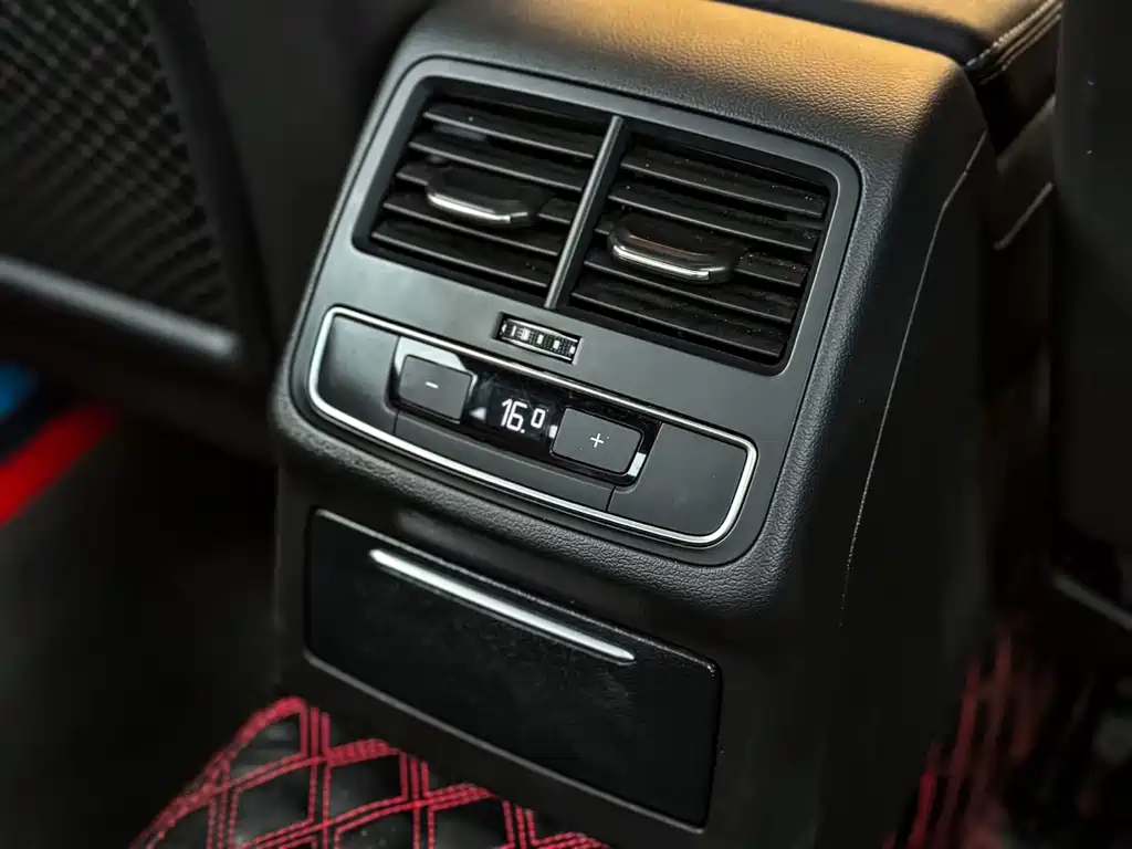 Audi A4L 40 TFSI Luxury Dynamic Type, фото 7