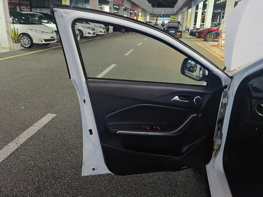 Chery Tiggo 3x — миниатюра 7