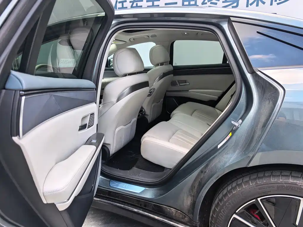 BYD Han L 2025 DM-i 200KM Flagship