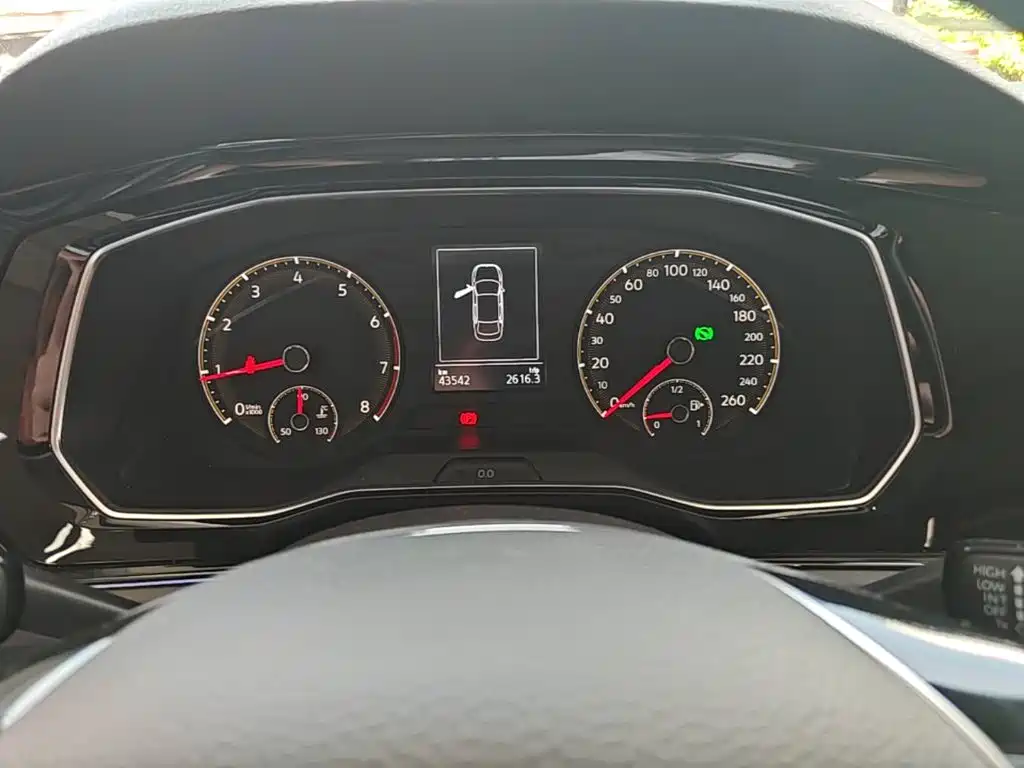 Volkswagen Sagitar — миниатюра 12