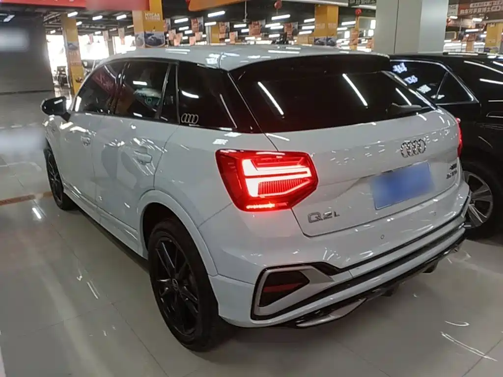 Audi Q2L — миниатюра 5