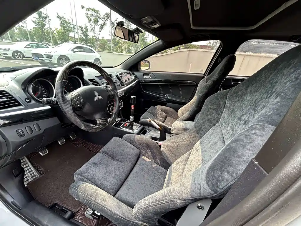 Mitsubishi Lancer EX — миниатюра 4
