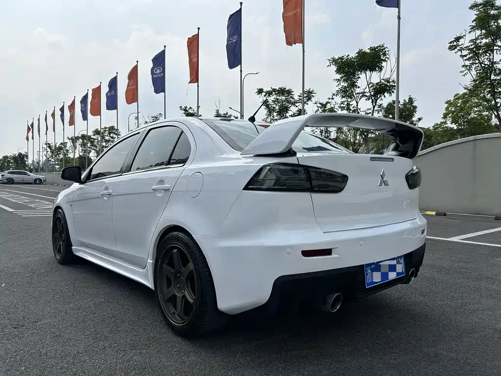 Mitsubishi Lancer EX — миниатюра 13