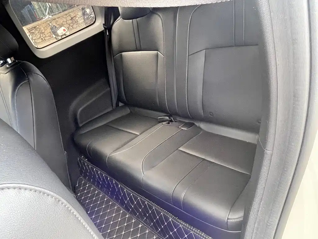 Baojun Yueye — миниатюра 8
