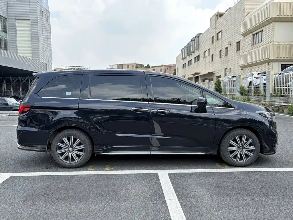 Honda Odyssey — миниатюра 5