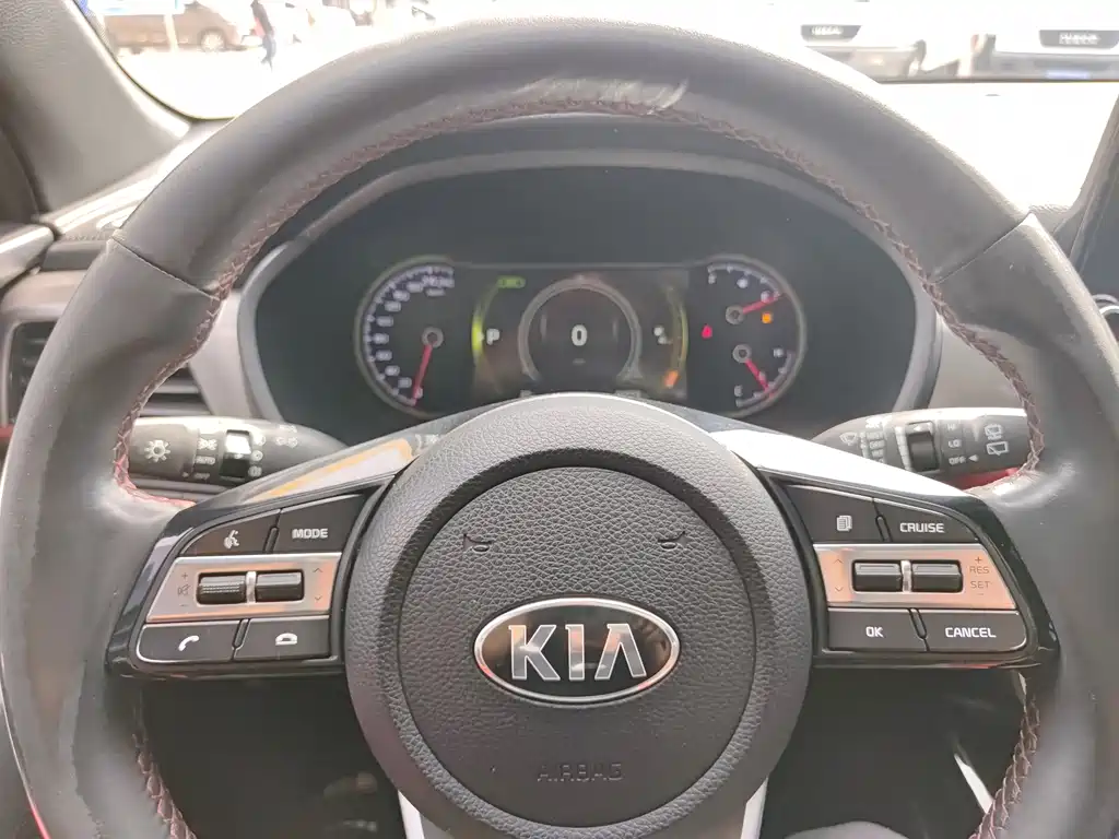 Kia Sportage — миниатюра 12