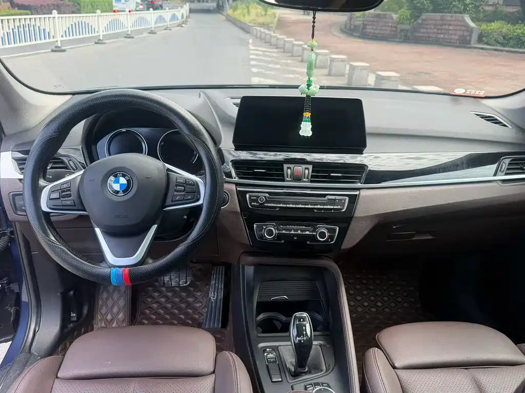 BMW X1 — миниатюра 9
