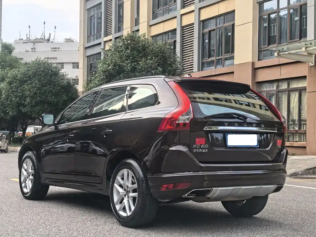 Volvo XC60 — миниатюра 6