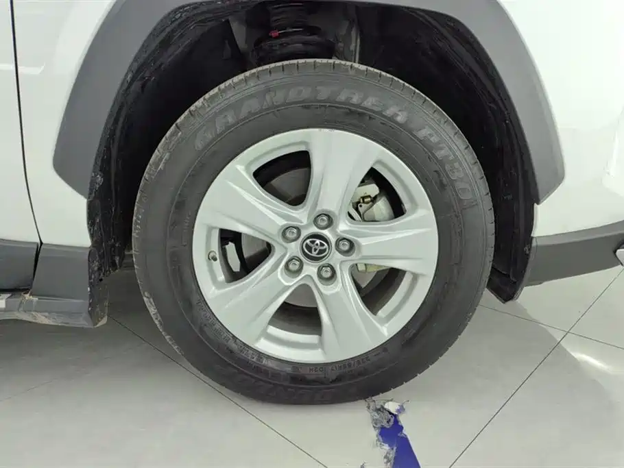 Toyota RAV4 2022 2.0L CVT