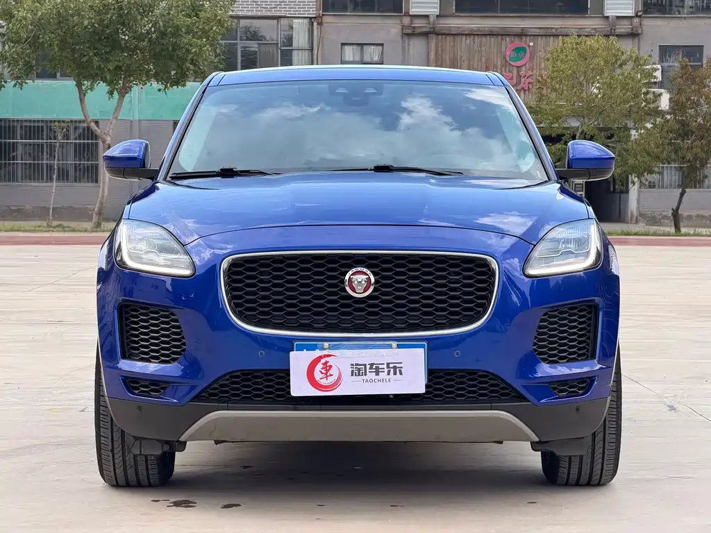 Jaguar E-PACE — миниатюра 2