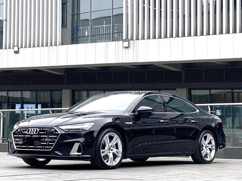 Audi A7L