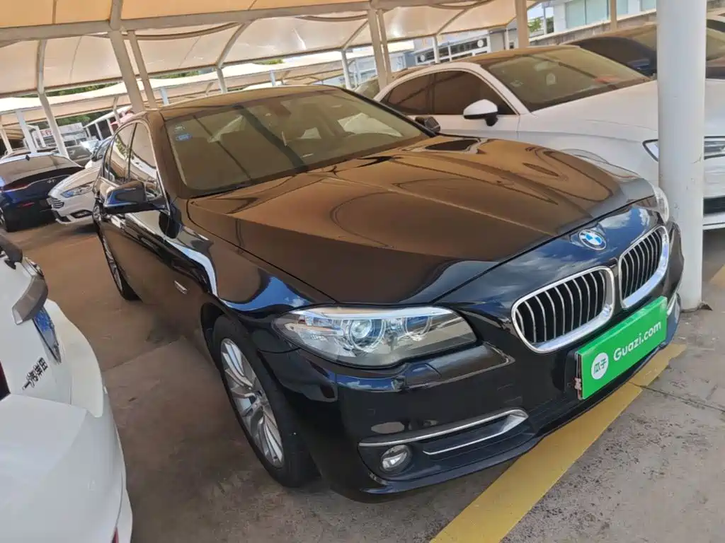 BMW 5 Series — миниатюра 4