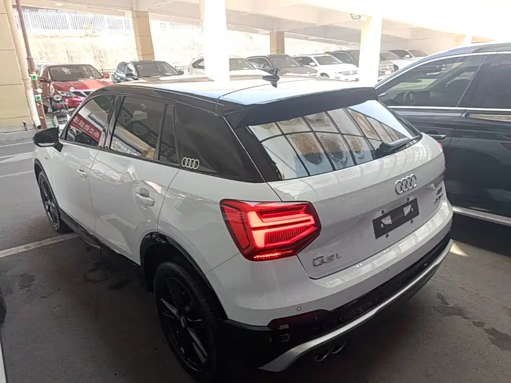 Audi Q2L — миниатюра 5