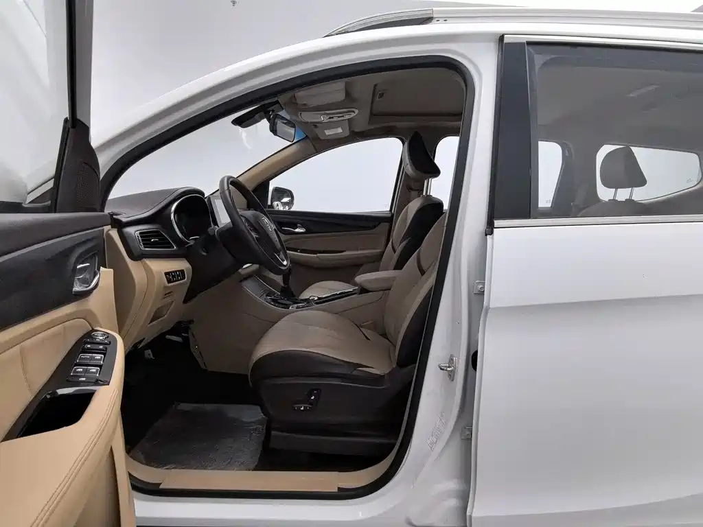 Baojun 730 — миниатюра 10