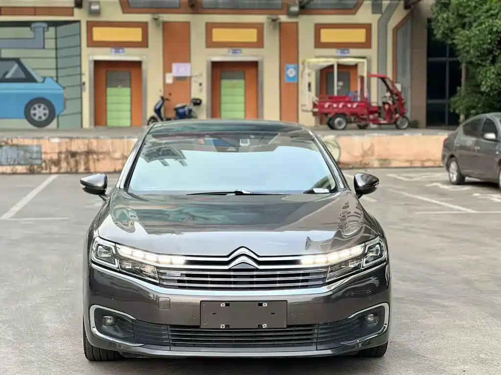Citroen C6 — миниатюра 2