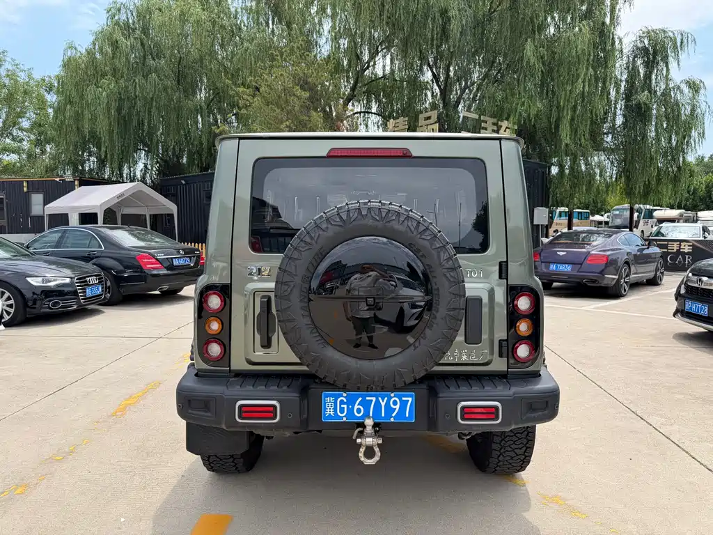 212 T01 2025 2.0T