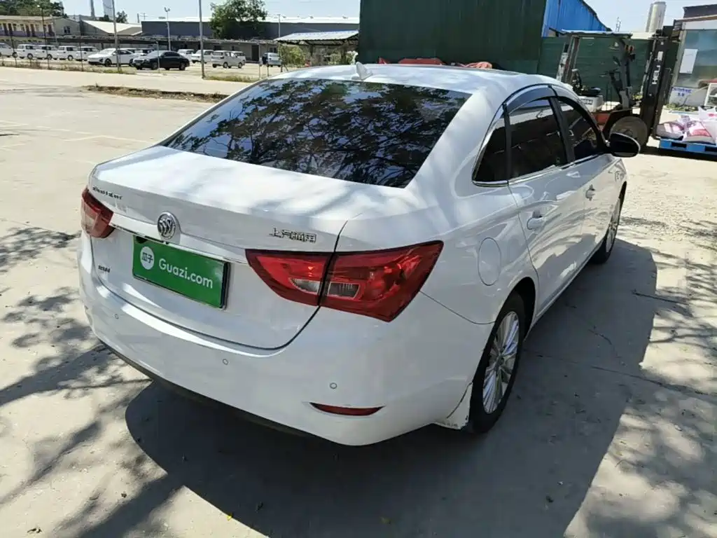 Buick Excelle — миниатюра 7