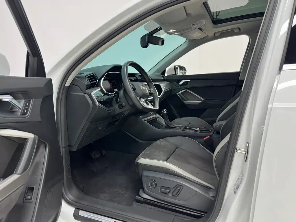 Audi Q3 2022 35 TFSI Fashion