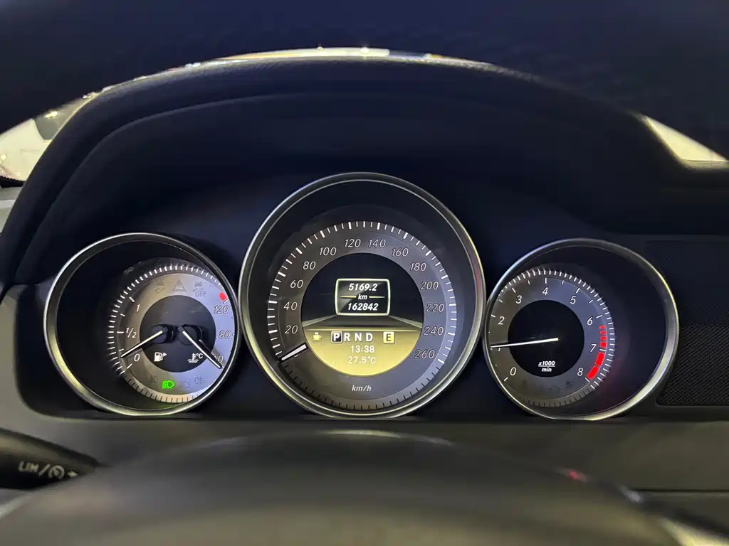 Mercedes-Benz C-Class — миниатюра 15