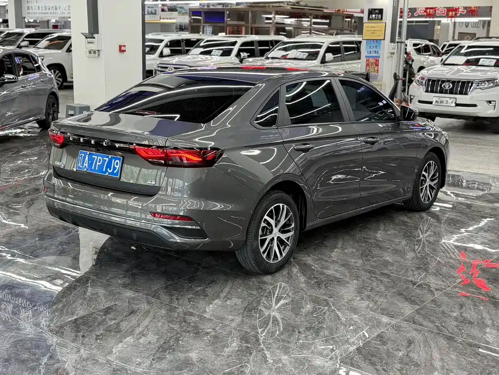 Geely Emgrand — фотографии объявления, Фото 11