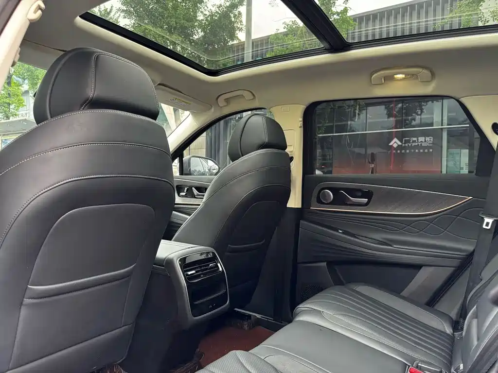 Chery Tiggo 9 9 2025 2.0T DCT 5 мест