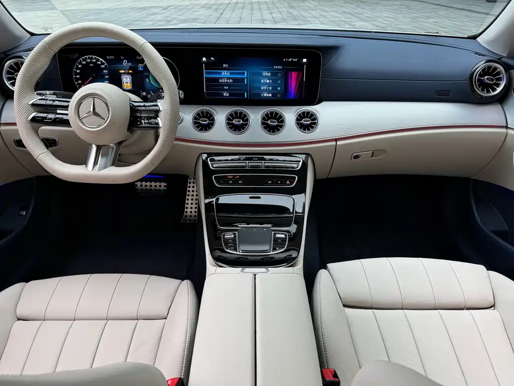 MERCEDES-BENZ E CLASS