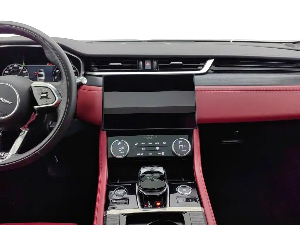 Jaguar XFL — миниатюра 12