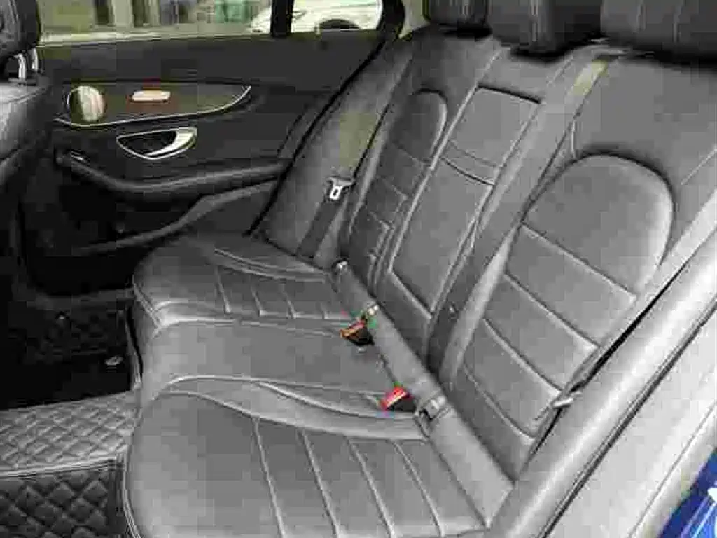 Mercedes-Benz C-Class — миниатюра 5