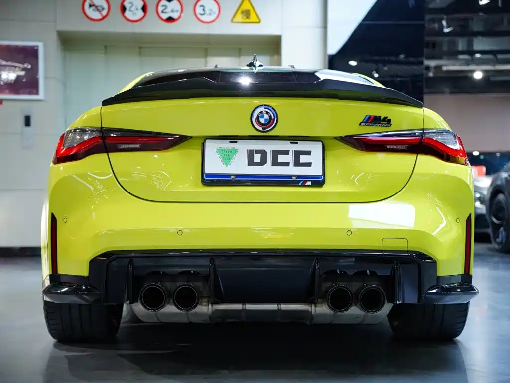 BMW M4 — миниатюра 6
