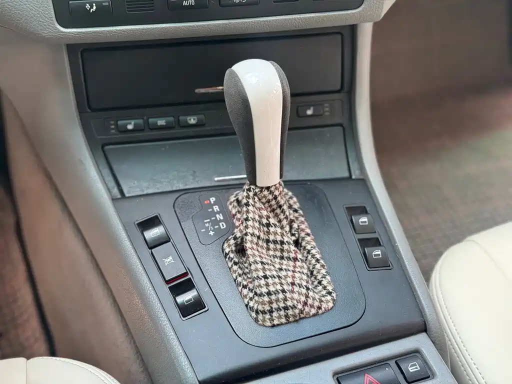 BMW 3 Series — миниатюра 10