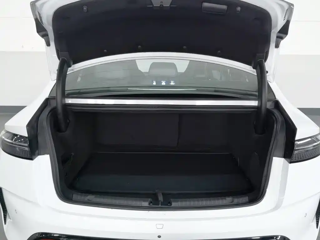 BYD Seal — миниатюра 16