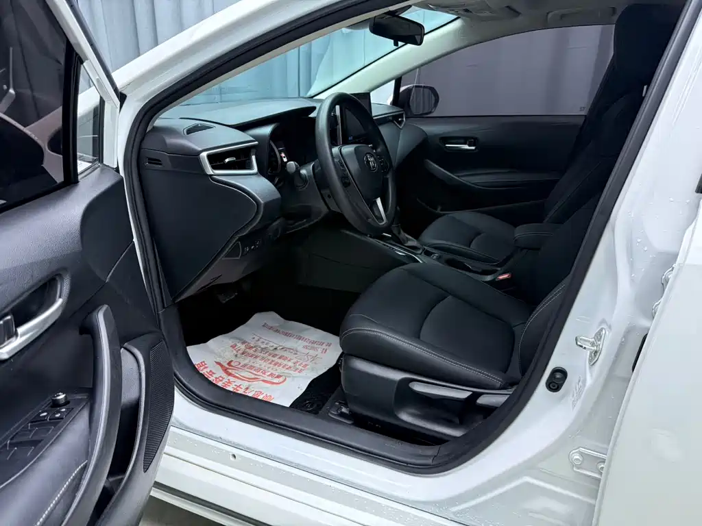 Toyota Corolla — миниатюра 7