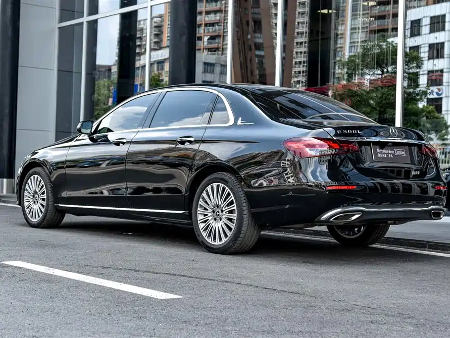 Mercedes-Benz E-Class E 2022 E 300 L Luxury