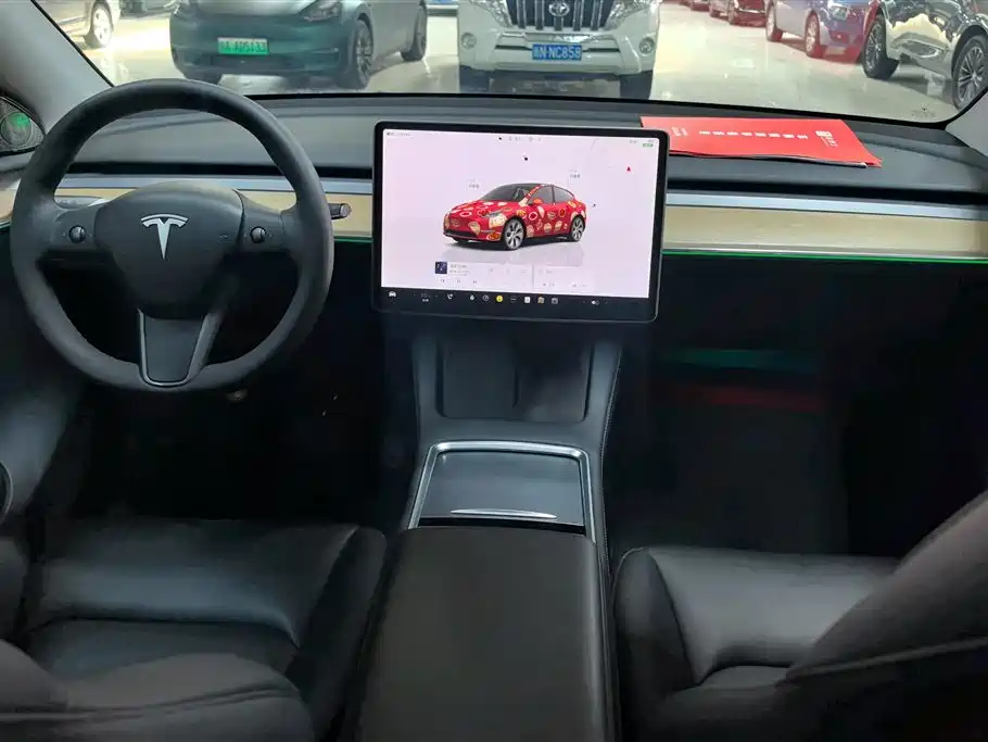 Tesla Model Y — фотографии объявления, Фото 12