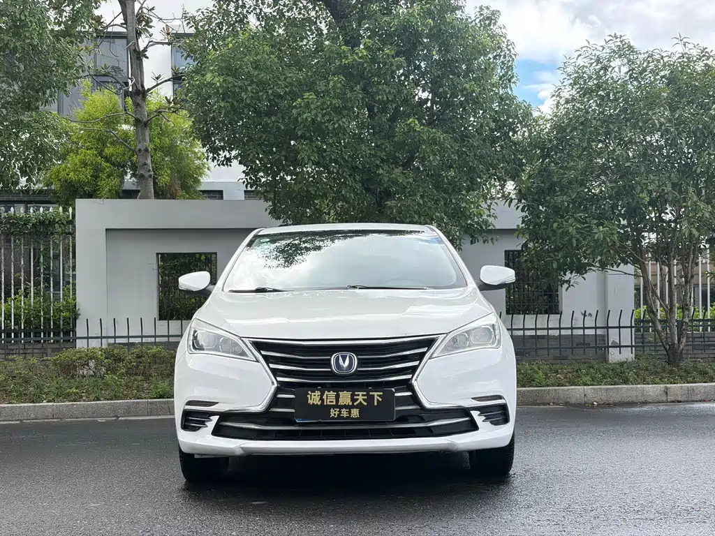 Changan Eado DT — миниатюра 3