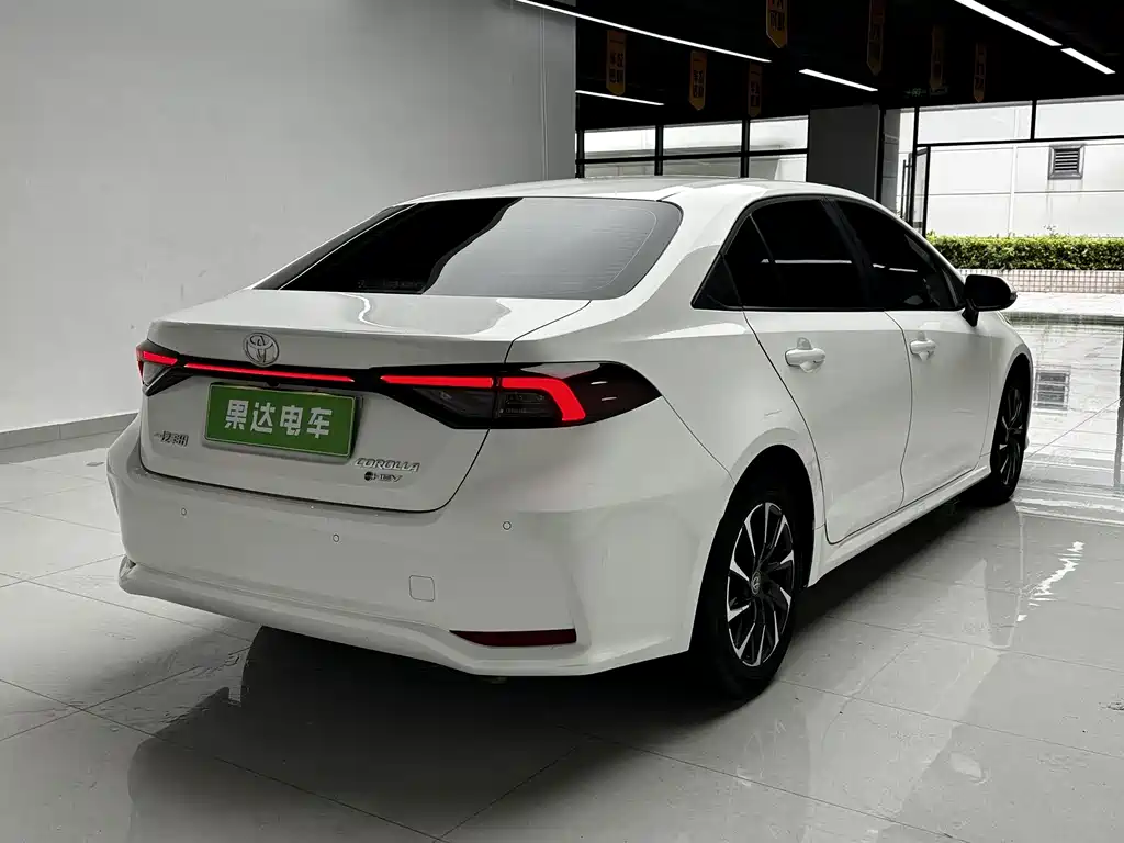 Toyota Corolla — миниатюра 6