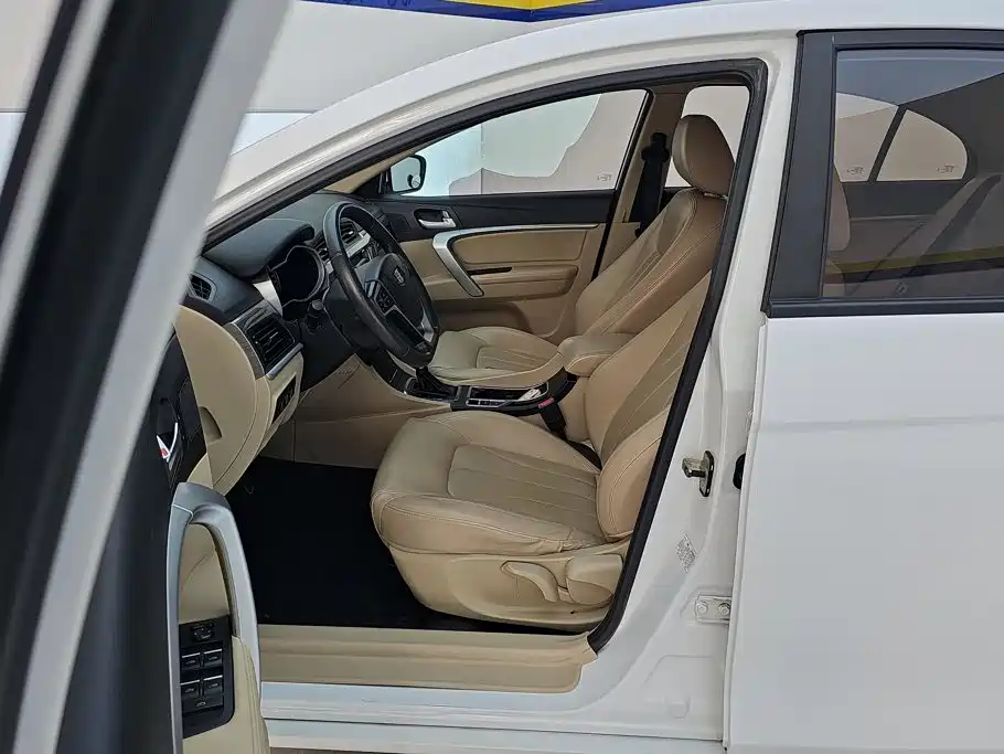 Geely Emgrand — миниатюра 9