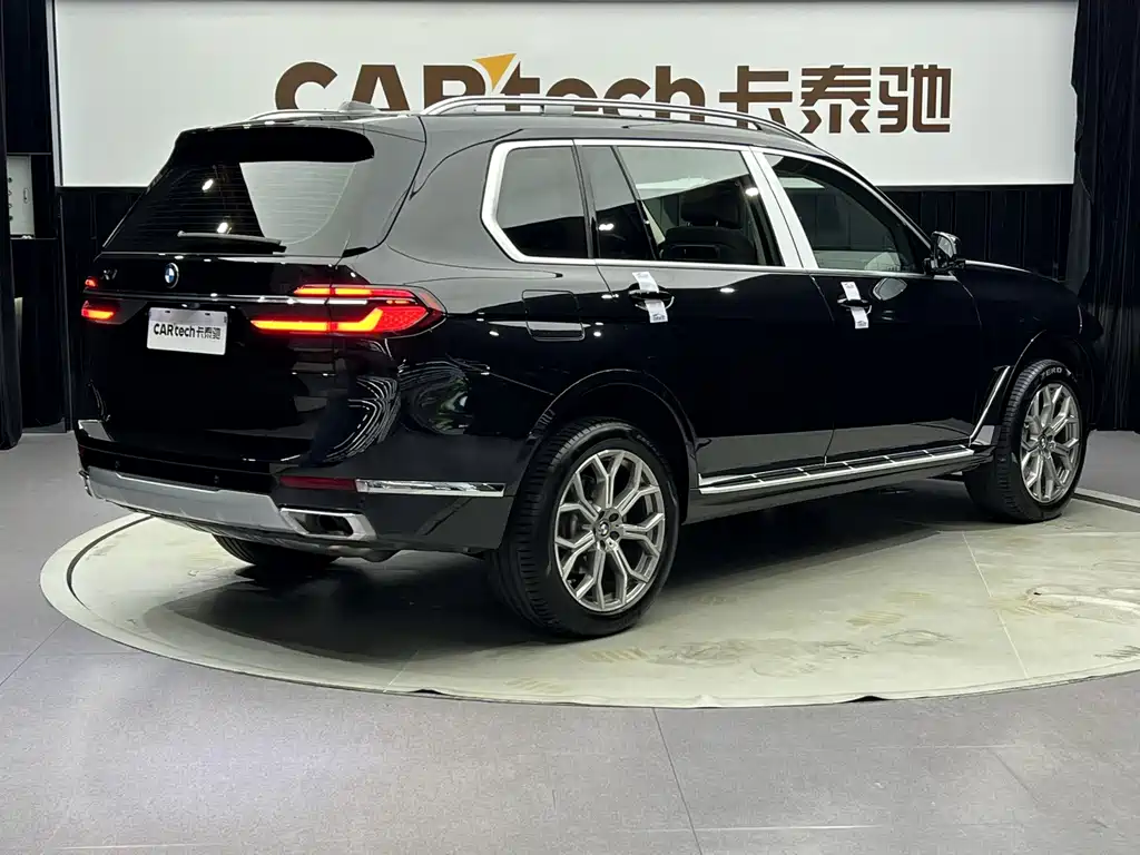 BMW X7 — миниатюра 5