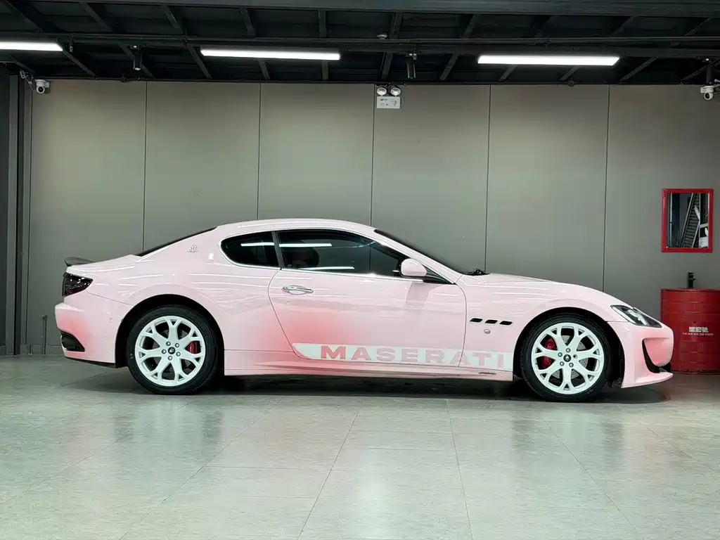 Maserati GranTurismo — миниатюра 4