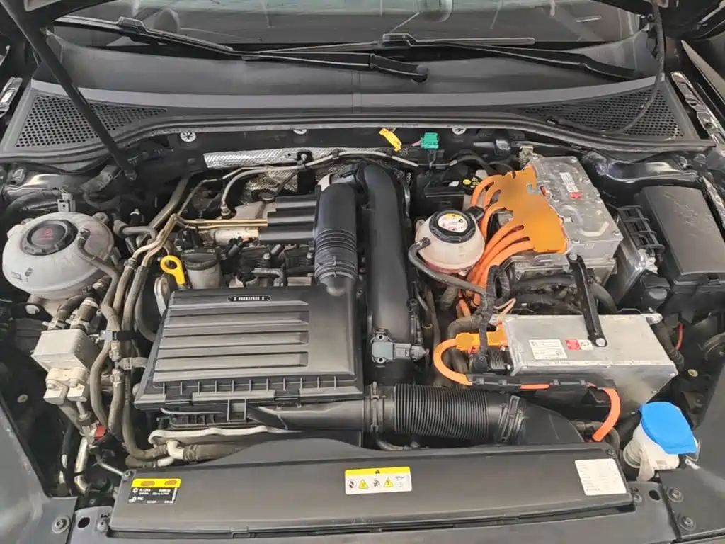 Volkswagen Magotan PHEV — миниатюра 20