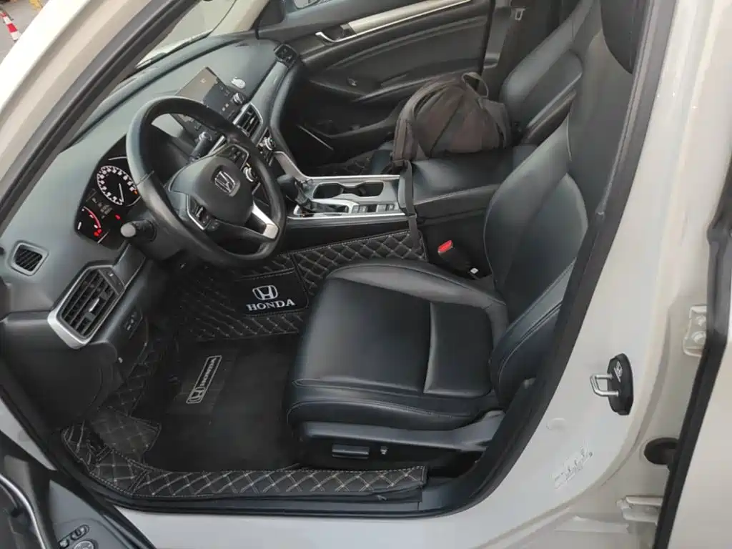Honda Accord — миниатюра 15
