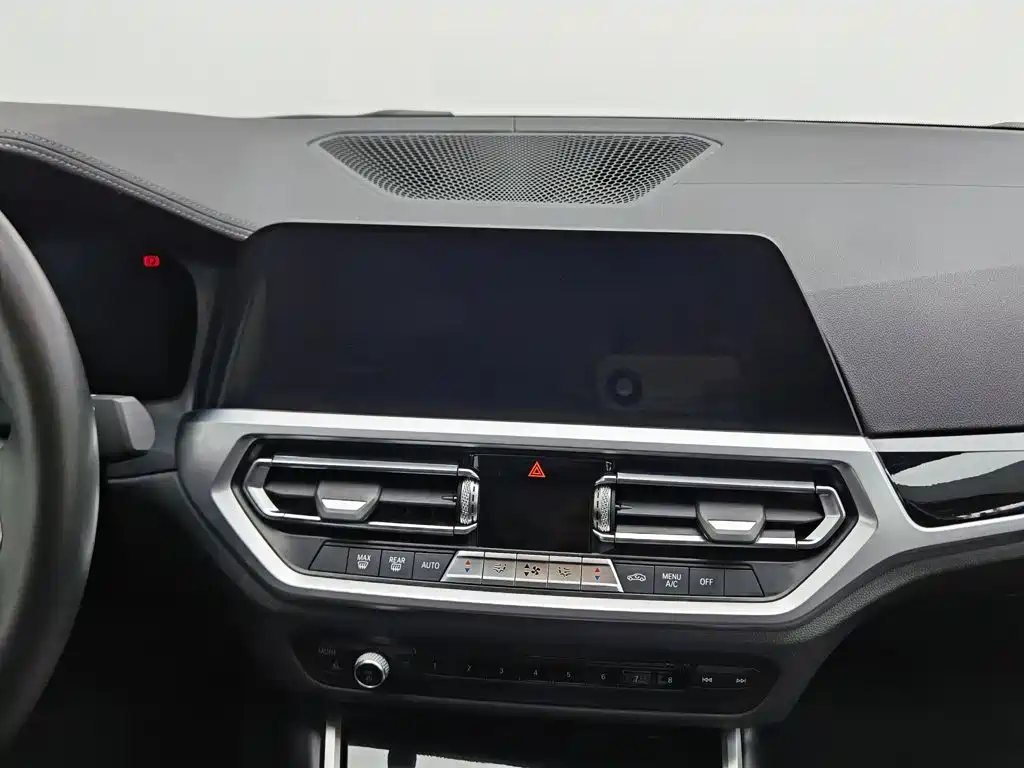BMW 3 Series — миниатюра 12